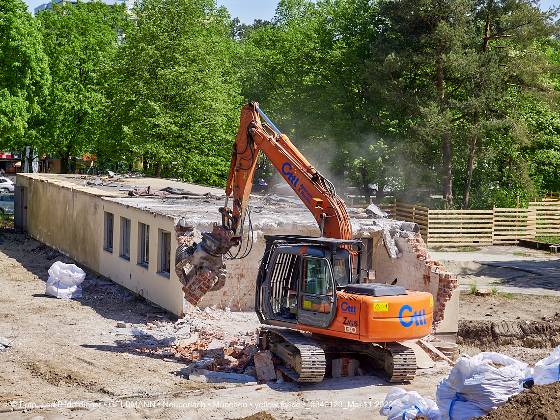 11.05.2022 - Baustelle am Haus für Kinder in Neuperlach